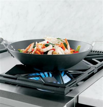 36" Monogram  Dual-Fuel Professional Range with 6 Burners (Natural Gas) - ZDP366NPSS