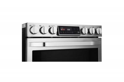 30" LG STUDIO 6.3 Cu.Ft. Capacity Slide-In Electric Range With ProBake Convection - LSSE3026ST