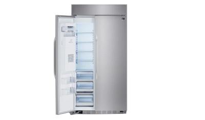 42" LG STUDIO Ultra Large Capacity Side-by-Side Refrigerator with Ice & Water Dispenser - LSSB2692ST