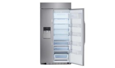 42" LG STUDIO Ultra Large Capacity Side-by-Side Refrigerator with Ice & Water Dispenser - LSSB2692ST