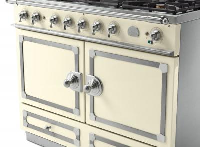 43" La Cornue CornuFe 110 Freestanding Dual Fuel Range - C1CN