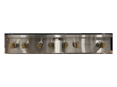 48" Monogram Gas Cooktop In Stainless Steel - ZGU486NDTSS