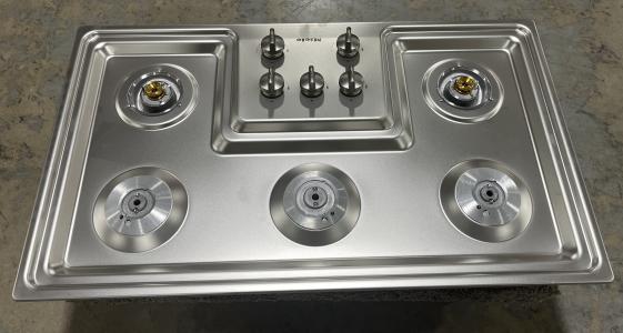 36" Miele Natural Gas Cooktop with 5 Sealed Burners - KM 3474 G