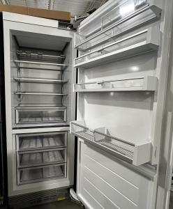 30" Fisher & paykel Integrated Column Refrigerator - RS3084SR1