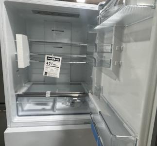 31" Avantgarde 2 Doors 17 cu ft. Bottom Mount Refrigerator in White -  ARBM172WE