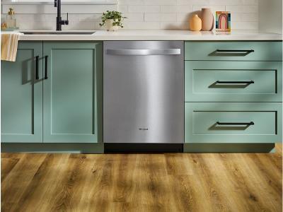 24" Whirlpool Built-in Dishwasher with Total Coverage Wash Action - WDTS8024SZ