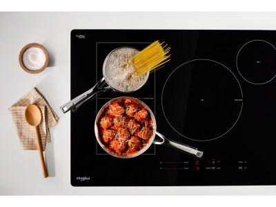 30" Whirlpool Intelligent Induction Cooktop - WCIT7530SS