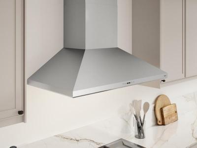 48" Zephyr Siena Pro Chimney Wall Hood - ZSP-E48DS