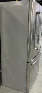 36" Jenn-Air NOIR French Door Freestanding Refrigerator - JFFCF72DKM