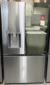 36" LG 26 Cu. Ft. Smart Mirror InstaView Counter-Depth Max French Door Refrigerator - LRYKC2606S