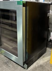 24" Thermador Professional Series Undercounter Wine Reserve - T24UW820RS