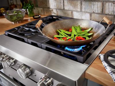 30" KitchenAid 4.1 Cu. Ft. Smart Commercial-Style Gas Range With 4 Burners - KFGC500JSS