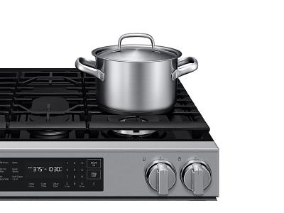 30" Samsung 6.0 Cu. Ft. Electric Slide-In True Convection Range - NSG80H60SRAA