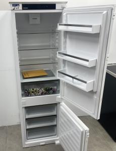 22" Liebherr 8.9 Cu. Ft. Integrated Fridge-Freezer with EasyFresh and NoFrost - ICS5100