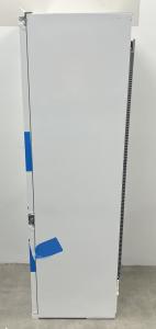 22" Liebherr 8.9 Cu. Ft. Integrated Fridge-Freezer with EasyFresh and NoFrost - ICS5100
