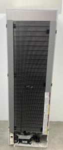 22" Liebherr 8.9 Cu. Ft. Integrated Fridge-Freezer with EasyFresh and NoFrost - ICS5100