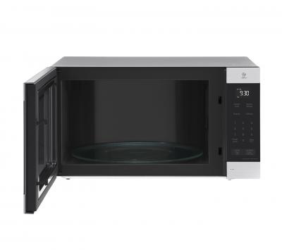 24" Signature Kitchen Suite 2.0 Cu. Ft. Countertop Microwave Oven - SKSMC2401S