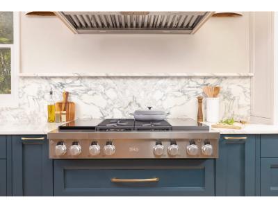 48" Signature Kitchen Suite Dual-Fuel Pro Rangetop with Sous Vide and Induction - SKSRT480SIS