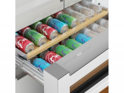 36" Bosch 800 Series French Door Bottom Mount Glass door Refrigerator in White - B36CL81ENW